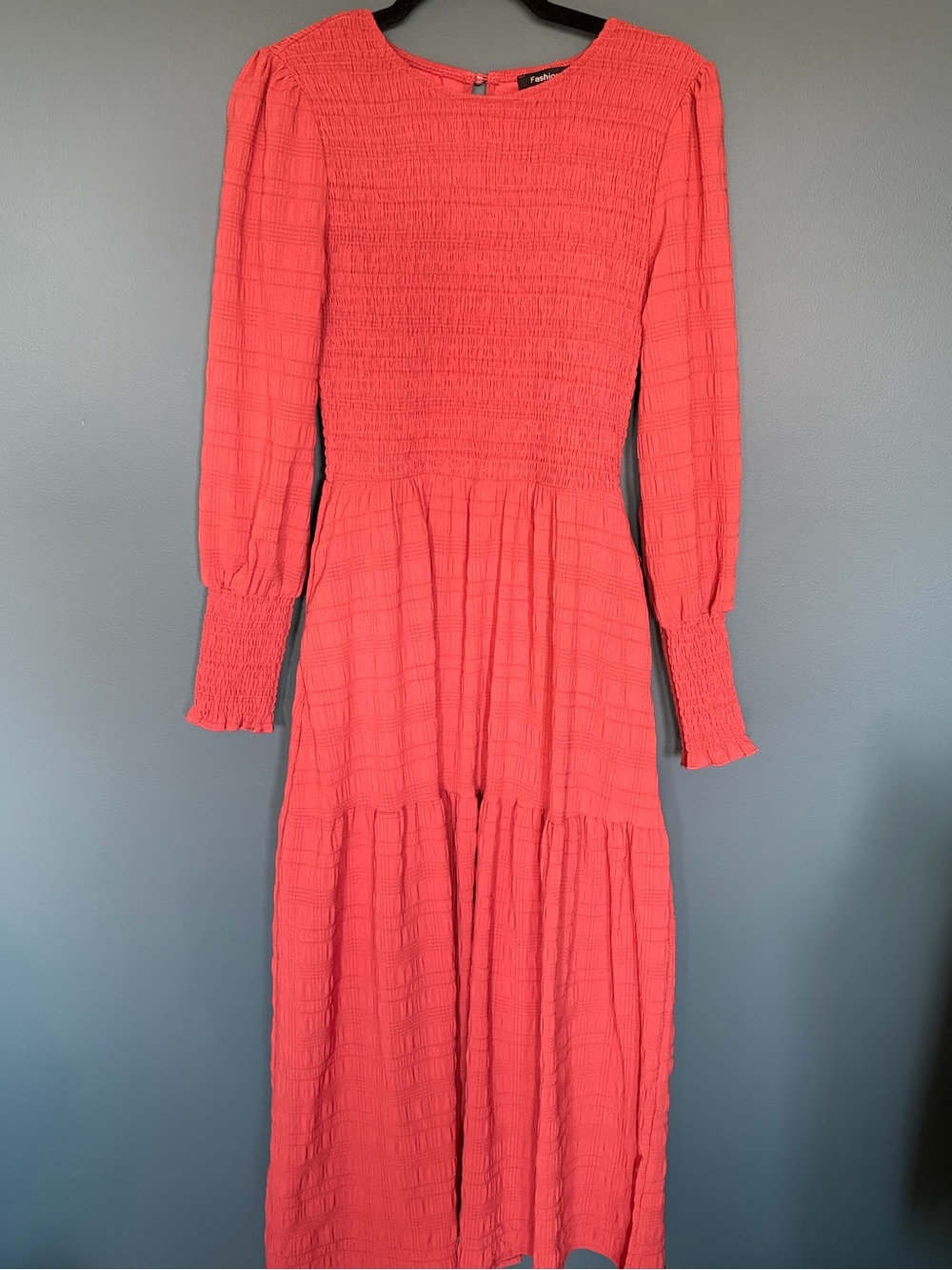 Textured Long Sleeve Midi Dress in Coral Pink M